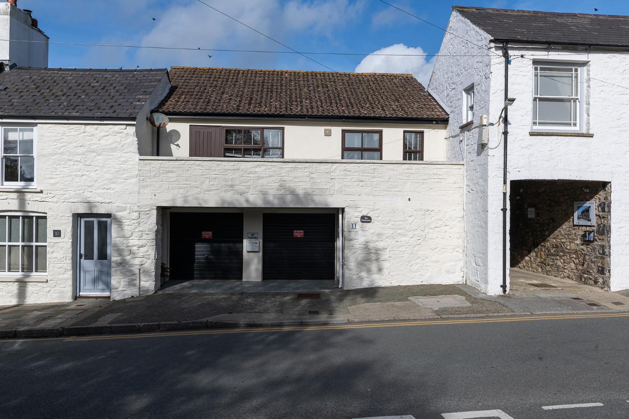 The Boathouse For Two, St Davids, Garage Parking Villa Luaran gambar