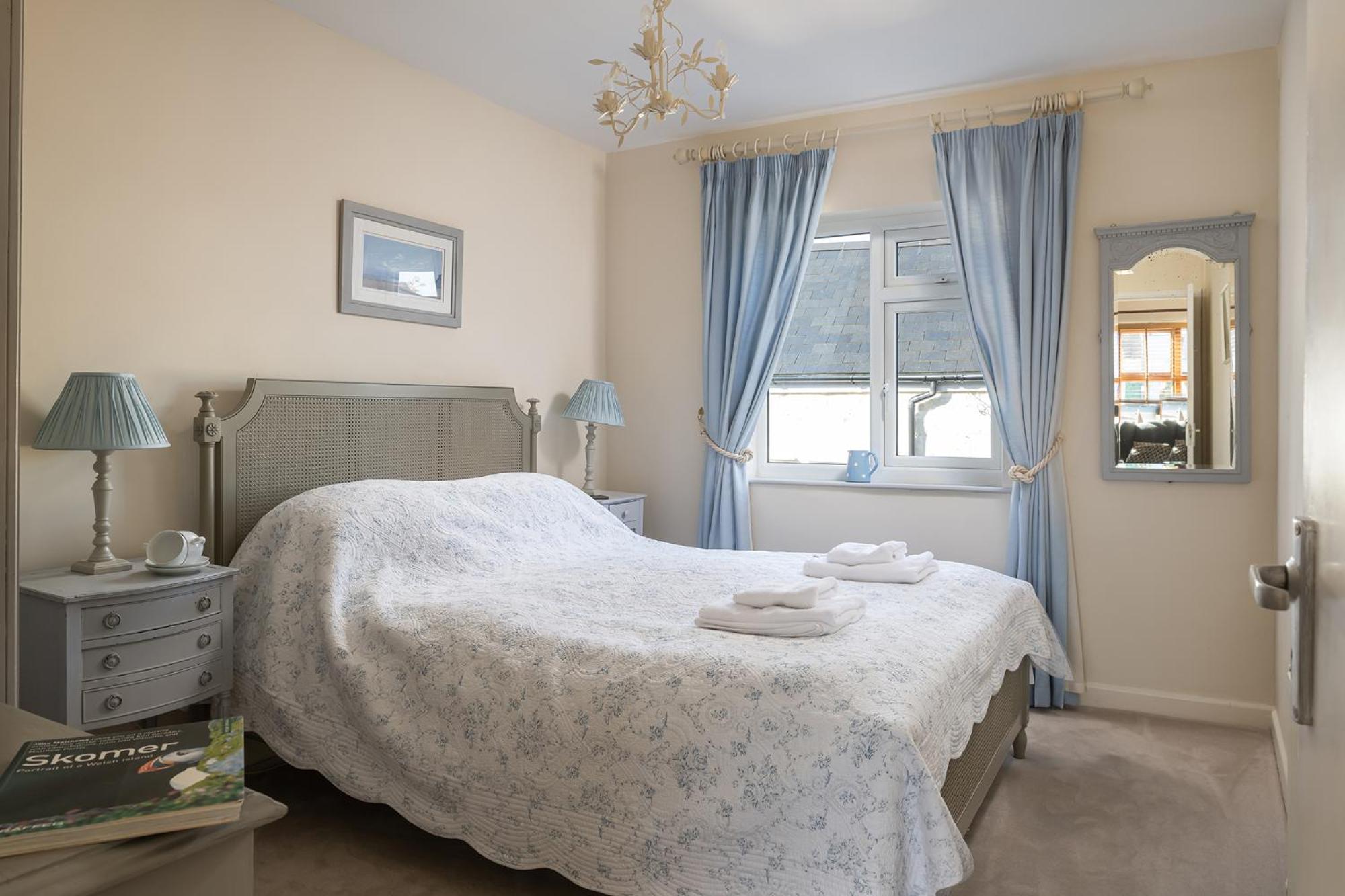 The Boathouse For Two, St Davids, Garage Parking Villa Luaran gambar